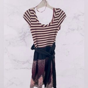 Kimchi Blue Midi dress